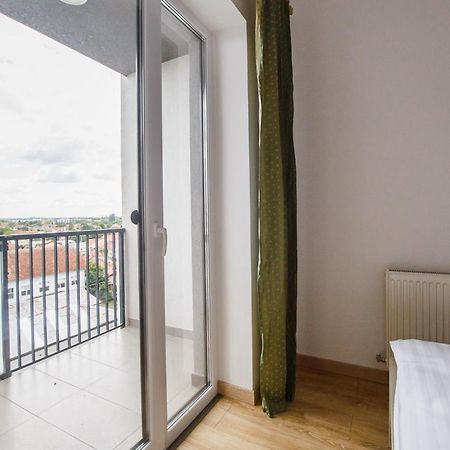 Sunny View 2 Bedroom Central Apartment ออราแด ภายนอก รูปภาพ