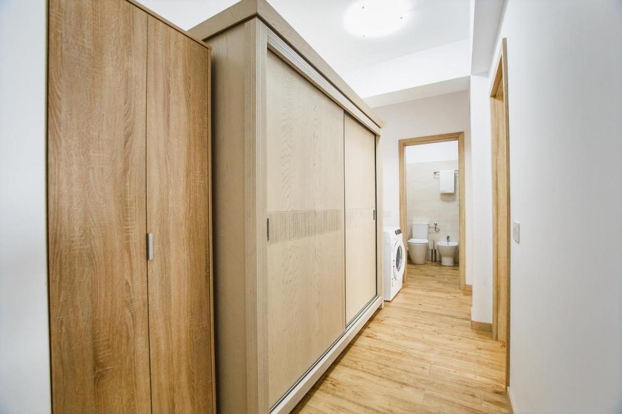 Sunny View 2 Bedroom Central Apartment ออราแด ภายนอก รูปภาพ